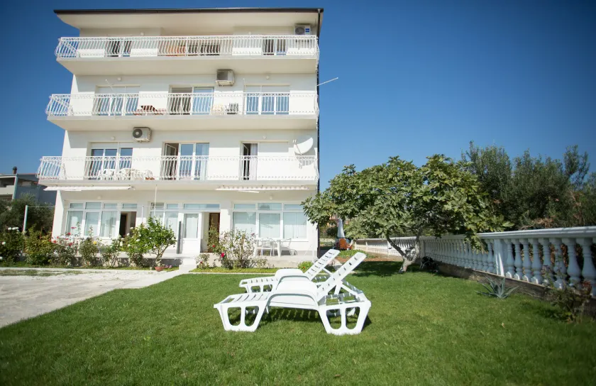 Beach Apartments Rumin - Image 1
