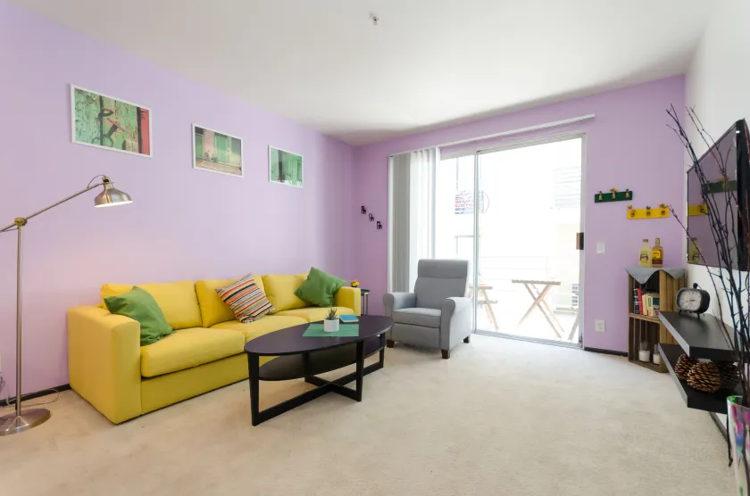 Studio City Luxury Apt - Image 1