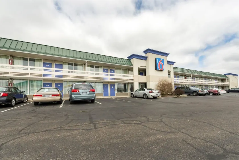 Motel 6-Troy, OH - Image 1