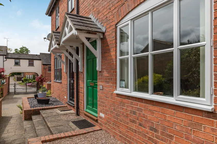 4 Aldelyme Court - Image 1