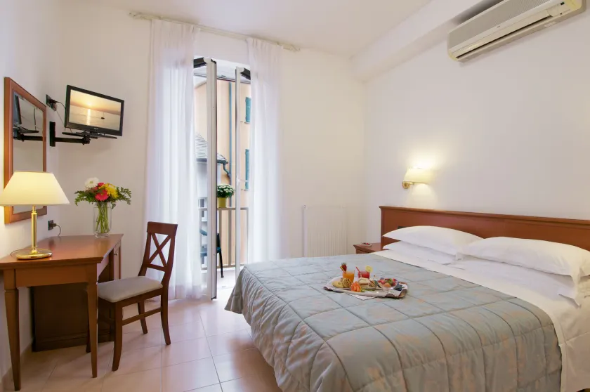 Hotel La Camogliese - Image 1