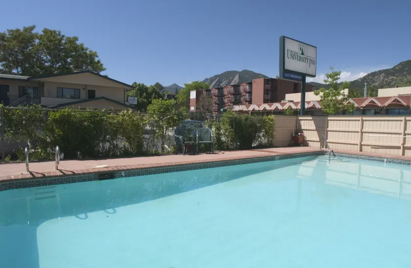 Boulder University Inn - Image 1