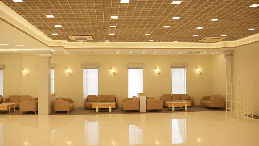Hotel Dolphin - Image 1