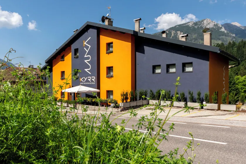 Kyrr Smart Mountain Retreat - Image 1