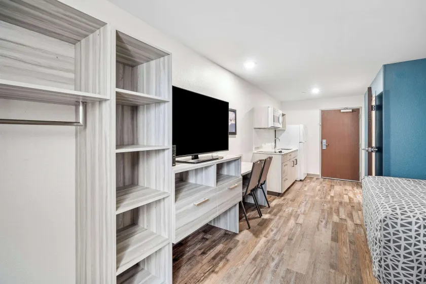 WoodSpring Suites Fort Myers - Cape Coral - Image 1