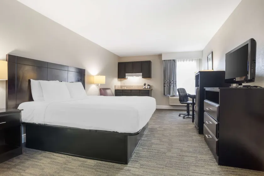 Best Western Bayou Inn - Image 1