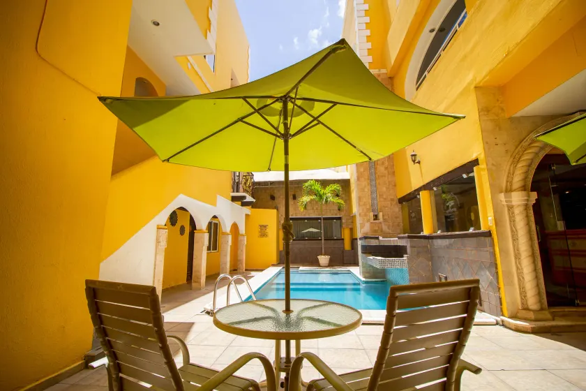 Suites Flamboyanes - Image 1