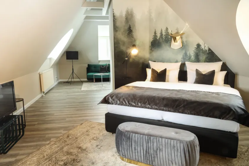 Meinsbur Boutique Hotel - Image 1