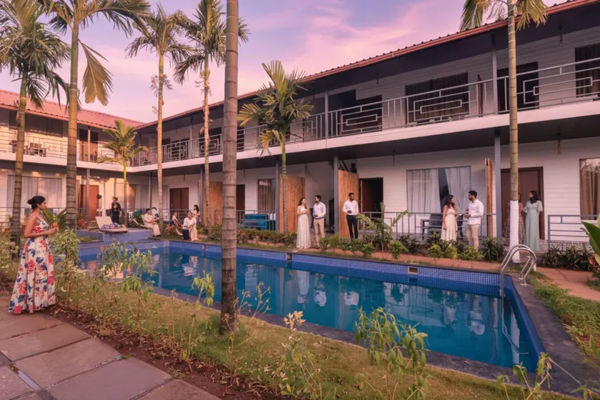 FabHotel Morjim Bliss - Image 1
