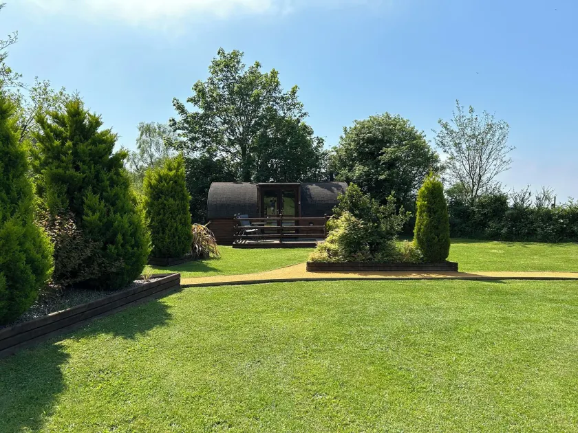 Gelert Pod - Image 1