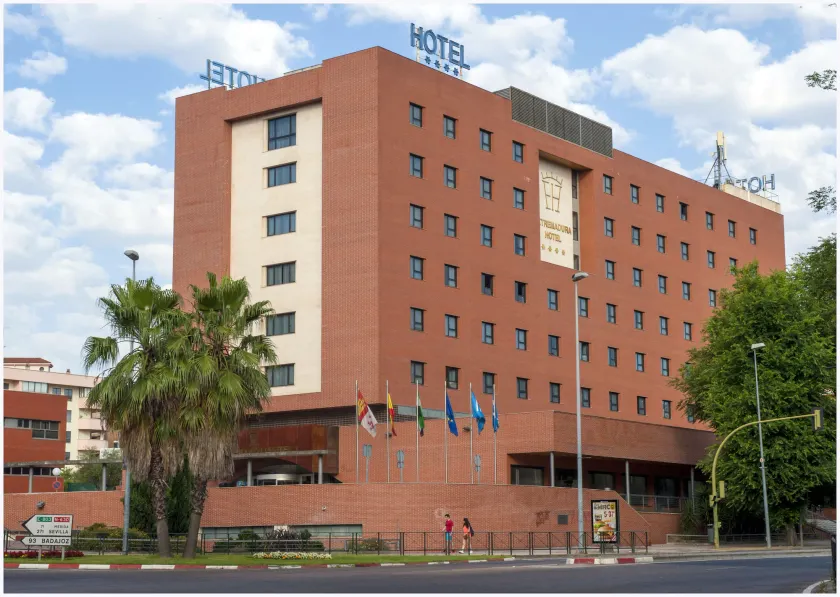 Extremadura Hotel - Image 1