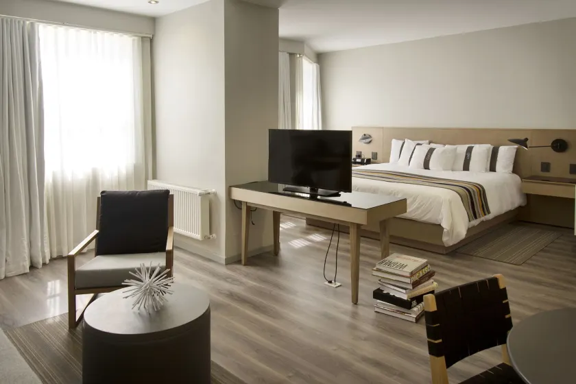 Casa Grande Suites - Image 1