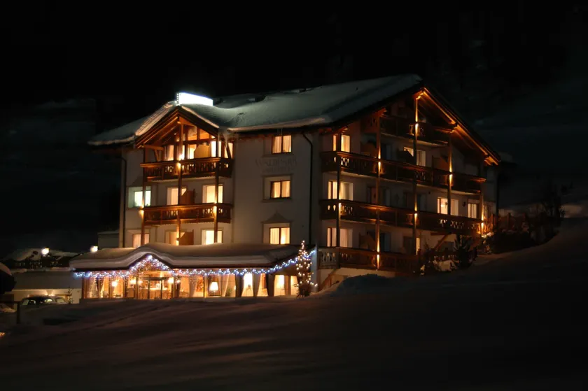 Waldpark Hotel Garni - Image 1