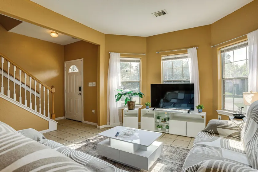 11 Mi to Dtwn Houston: Pet-friendly Home w/ Yard! - Image 1