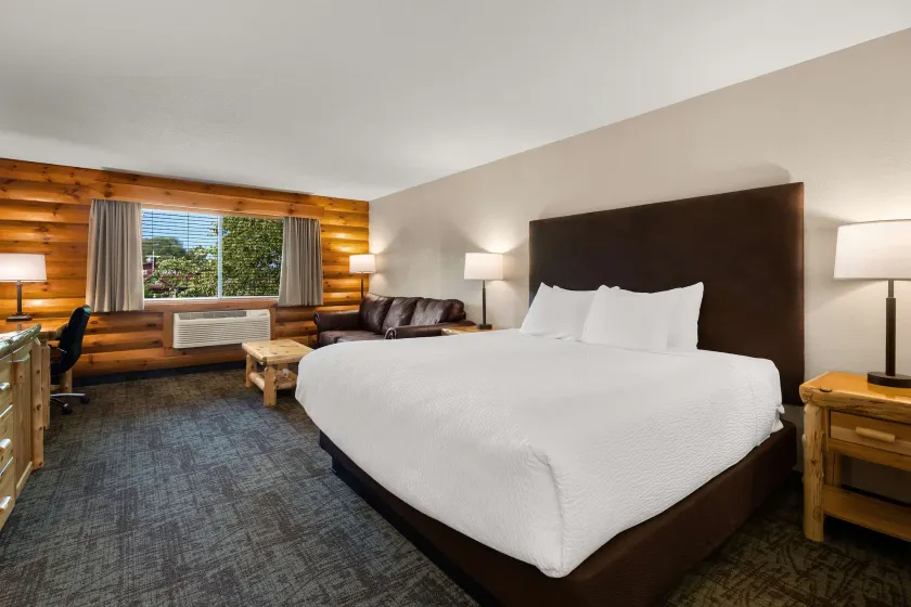 Best Western Northwoods Lodge - Image 1