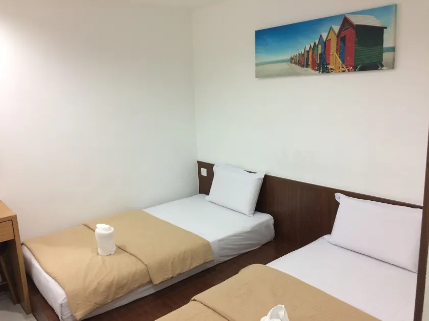 Api-Api GuestHouse - Image 1