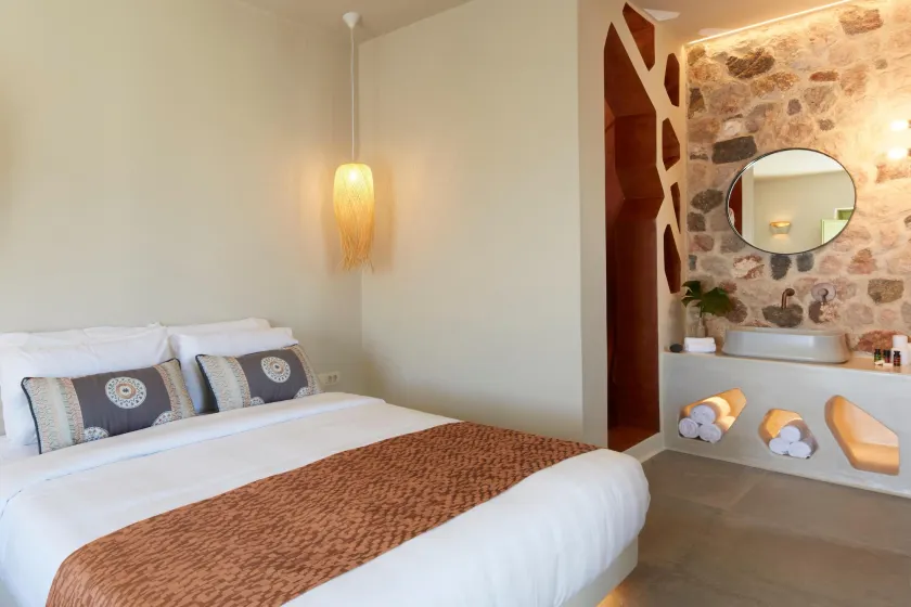 Aeon Suites - Adults Only by Mr and Mrs White - Image 1
