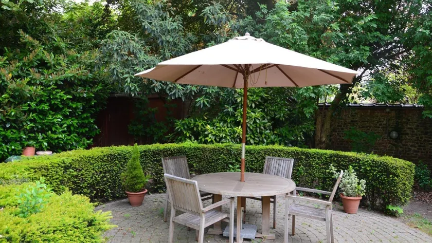 Park Hotel Brussels - Image 1