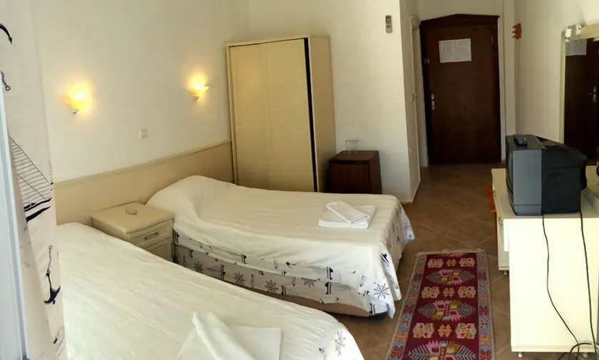 Bitez Deniz Hotel - Image 1