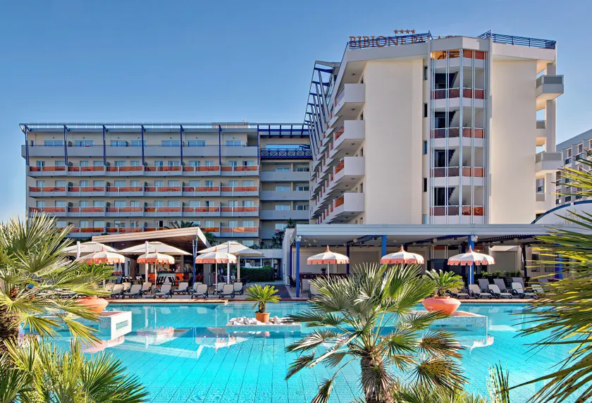 Bibione Palace Hotel - Image 1