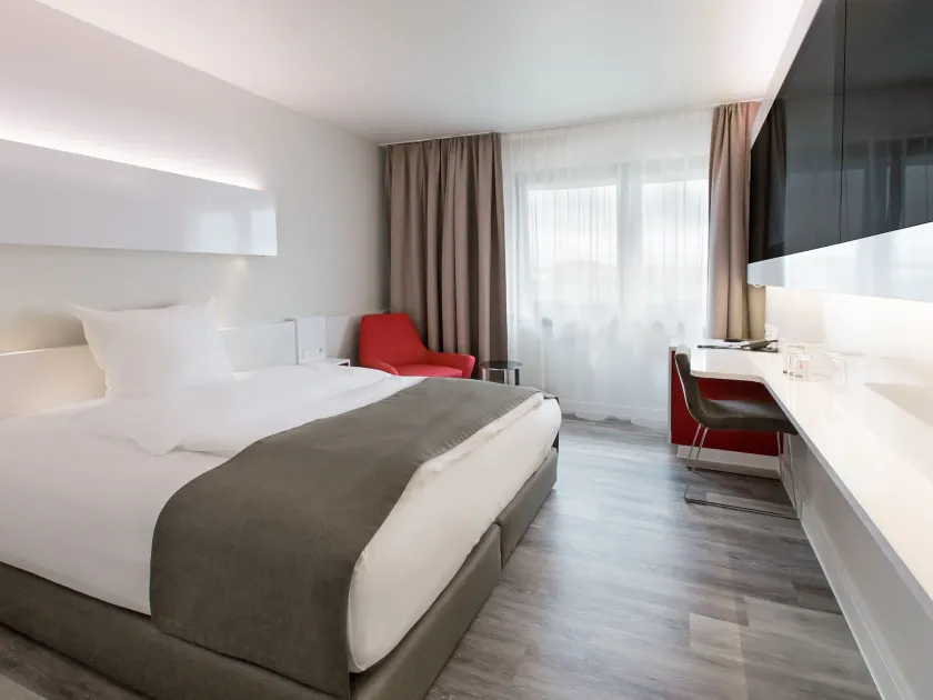 DORMERO Hotel Hannover - Image 1