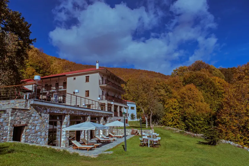 Manthos Mountain Resort & Spa - Image 1