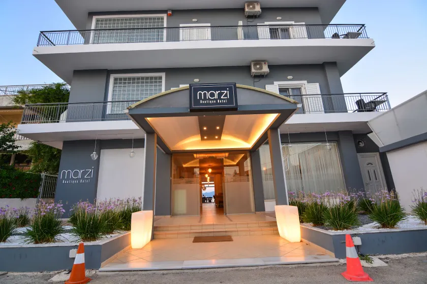 Marzi Boutique Hotel - Image 1