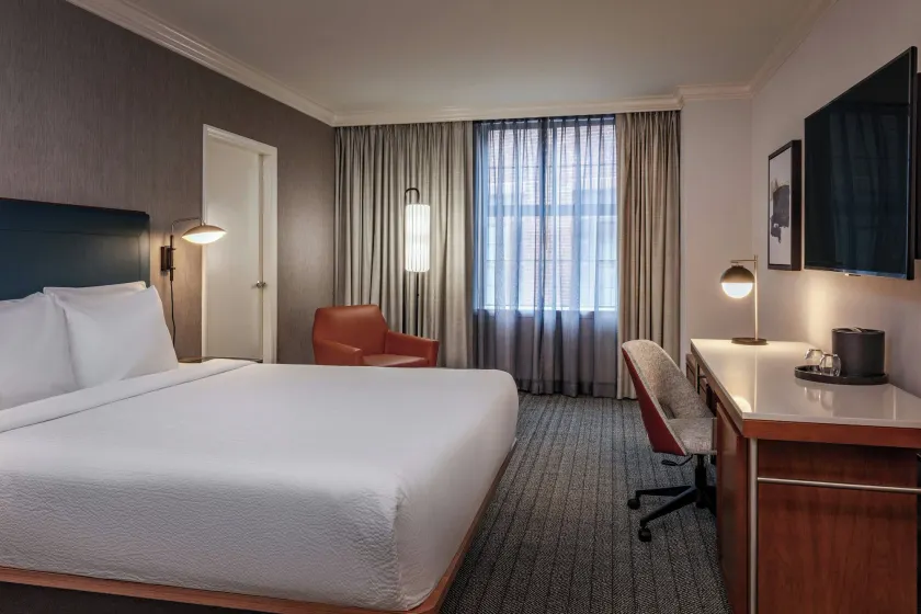 Courtyard by Marriott Boston Downtown - Image 1
