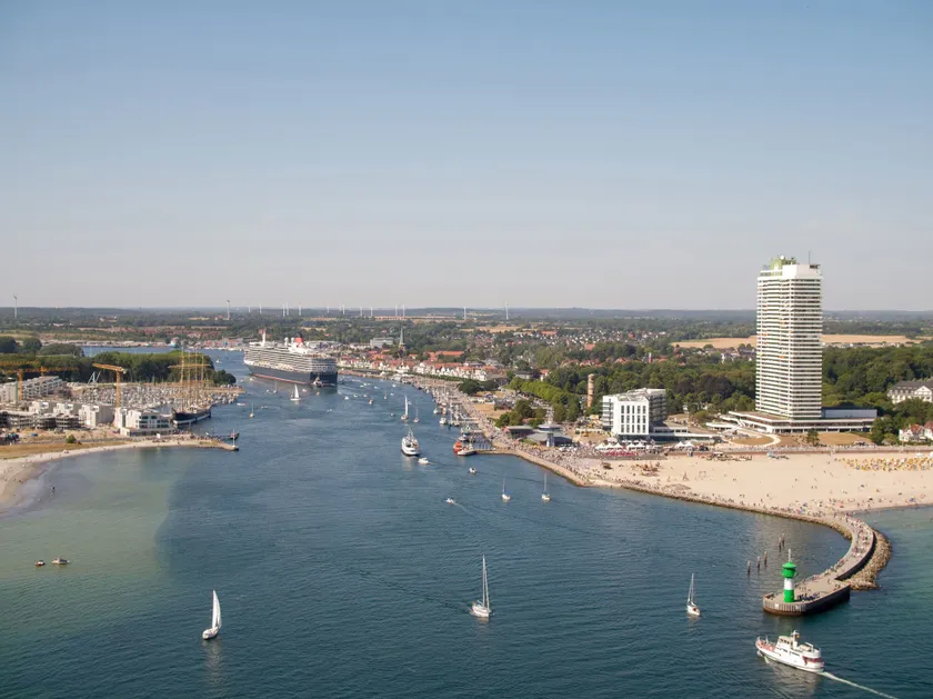 Maritim Strandhotel Travemünde - Image 1