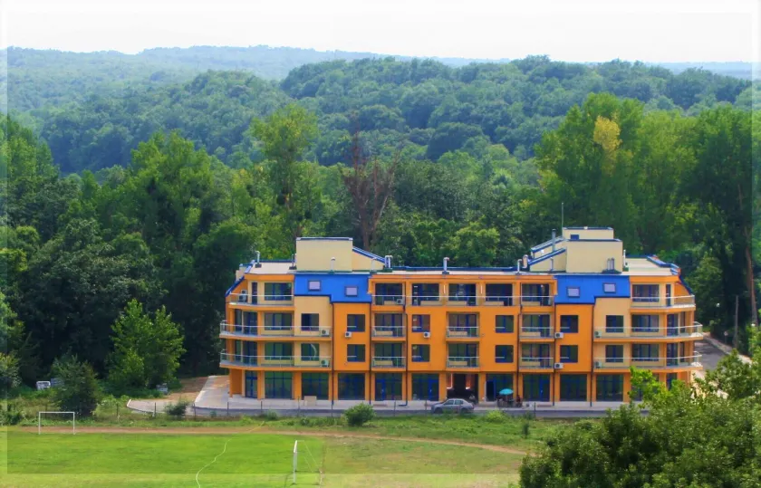 Solei Apartments - Image 1