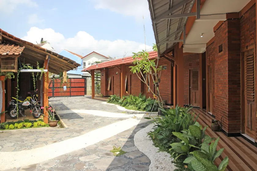 RedDoorz Syariah near Akmil Magelang - Image 1