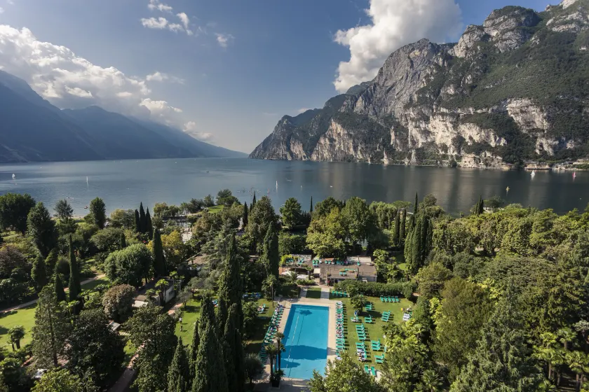 Du Lac Et Du Parc Grand Resort - Image 1