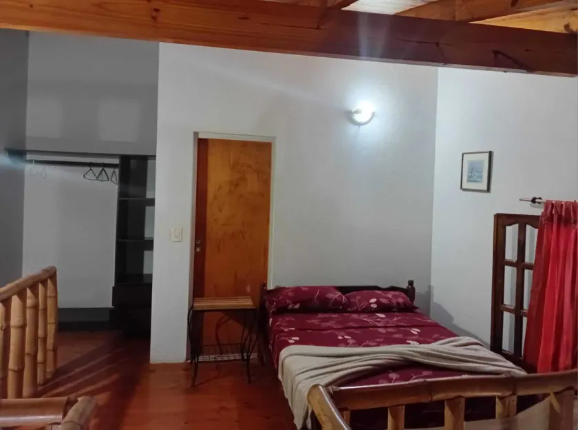 Apart del huésped II - Image 1