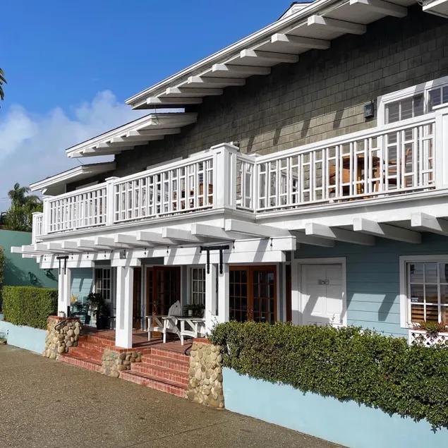 Inn On SummerHill - Image 1