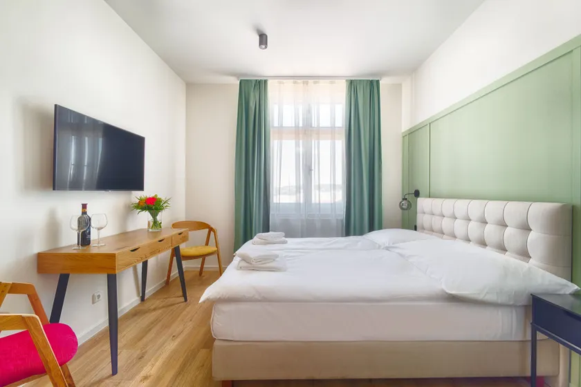 Luma Terra Prague Hostel - Image 1