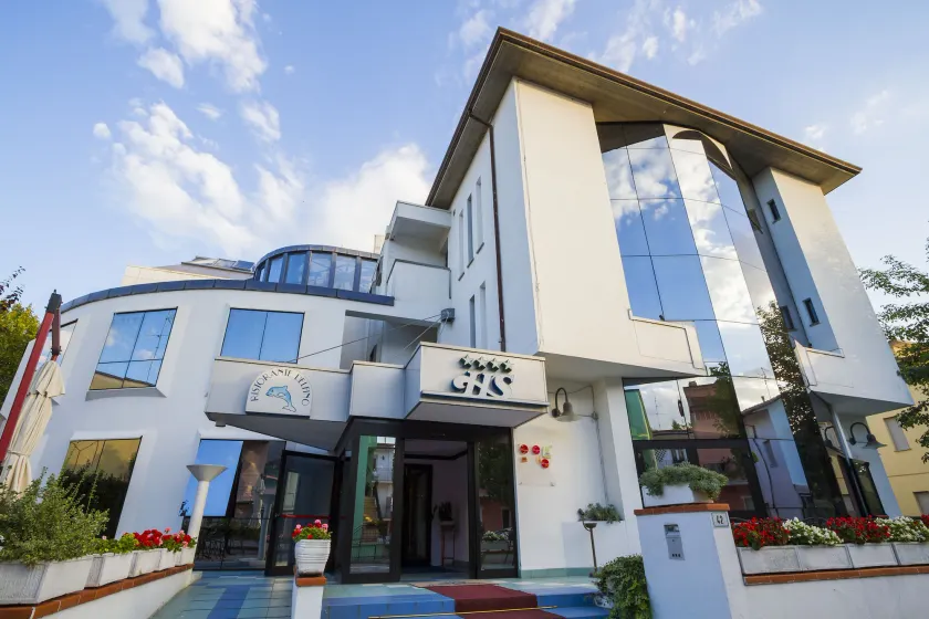 Hotel Sirena - Image 1