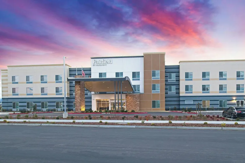 Fairfield by Marriott Inn & Suites Winters Davis - Image 1