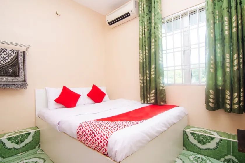 Hotel O Hajah Rohayah - Image 1