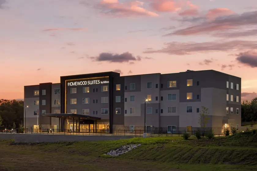 Homewood Suites by Hilton Walker Grand Rapids North - Image 1