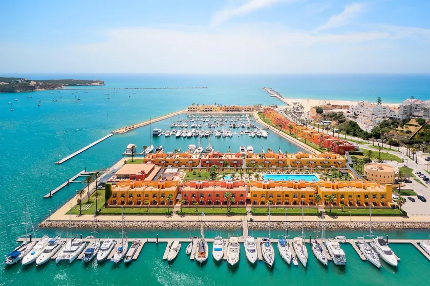 NH Marina Portimao Resort - Image 1