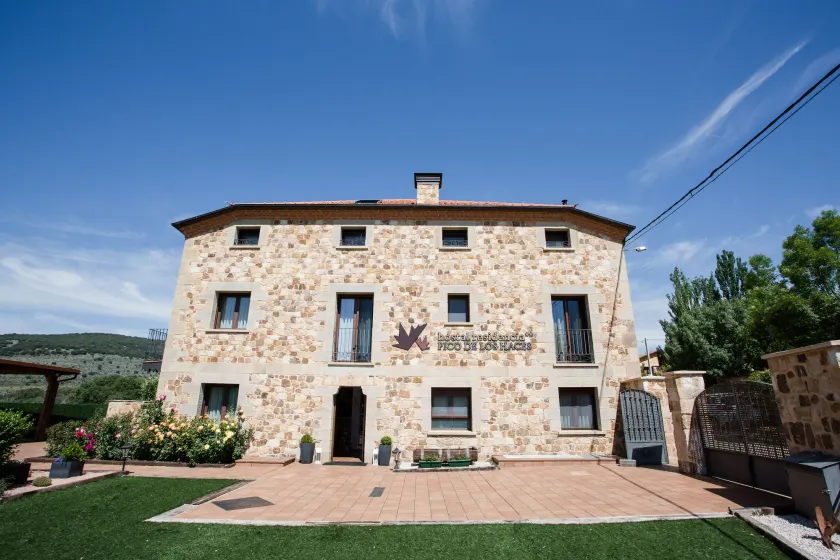 Hostal Residencia Pico de los Haces - Image 1