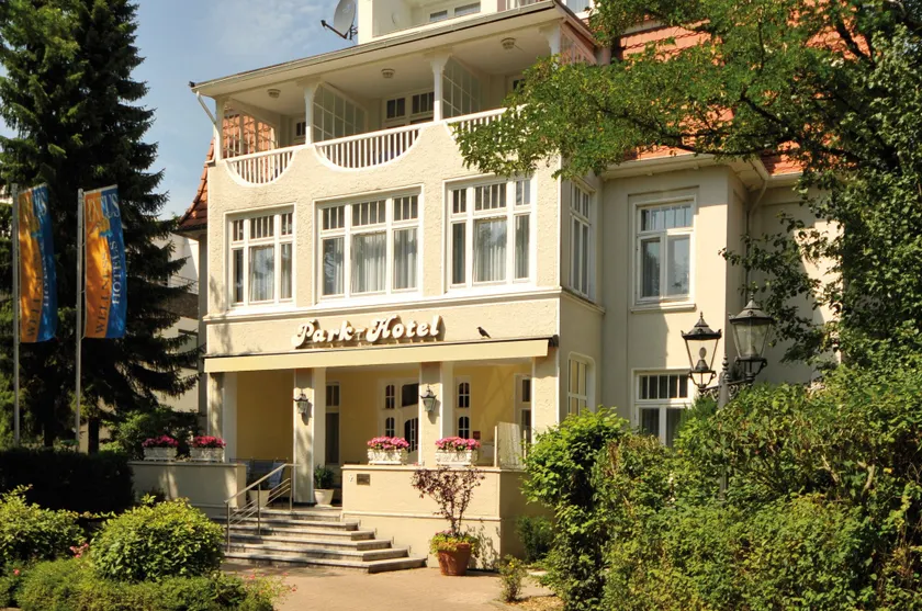 Park-Hotel - Image 1