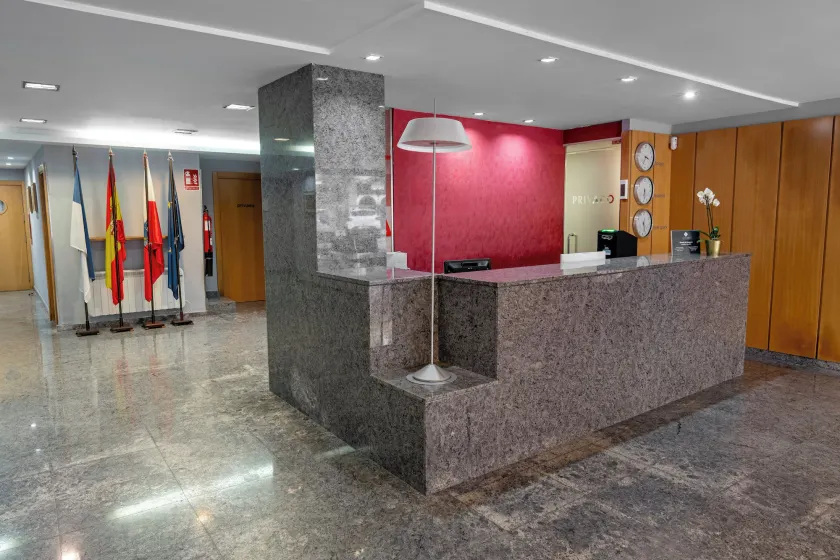 Hotel Faranda Alisas Santander, Ascend Hotel Collection - Rezeption