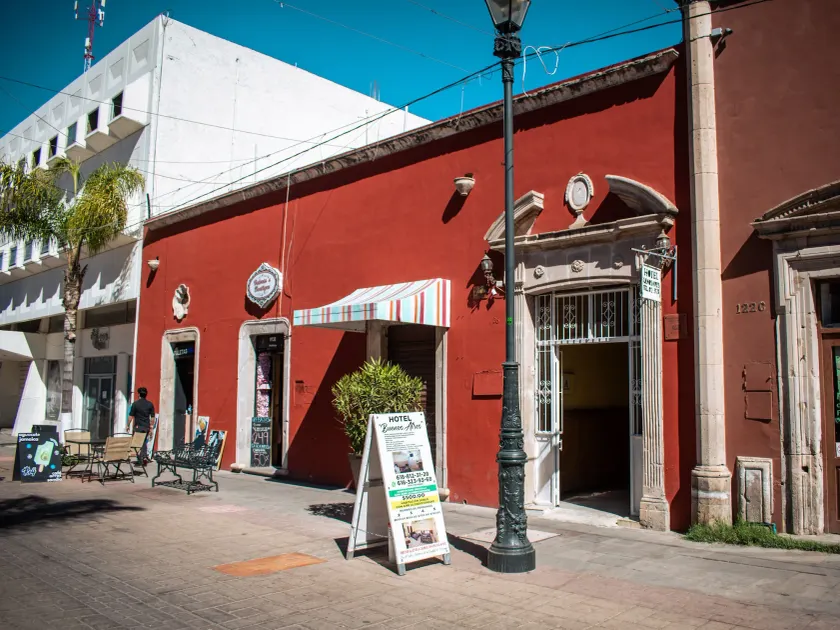 Hotel Buenos Aires - Image 1