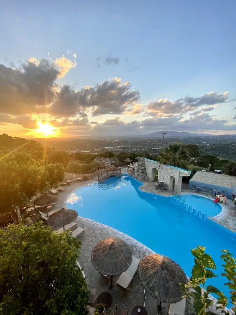 Arolithos Traditional Village Hotel - Image 1