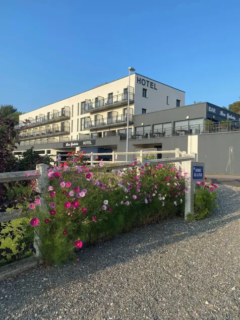 Hotel Les Galets - Image 1