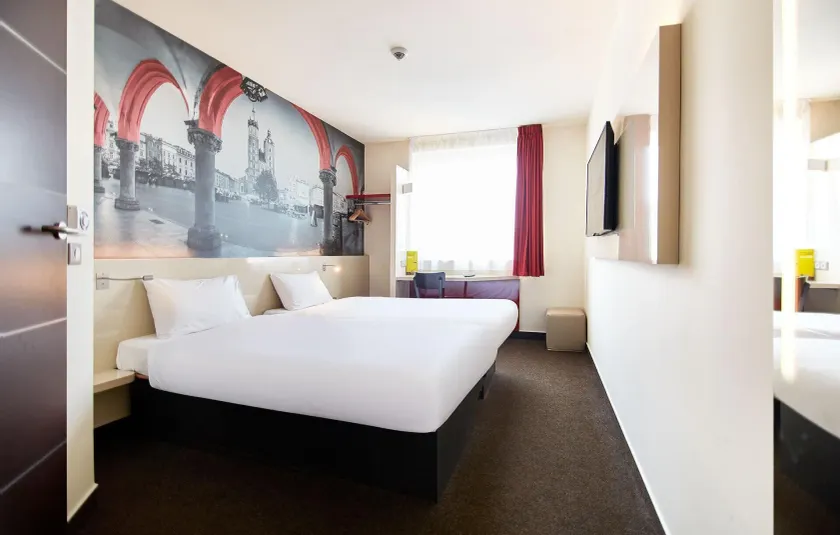 B&B HOTEL Krakow Centrum - Image 1