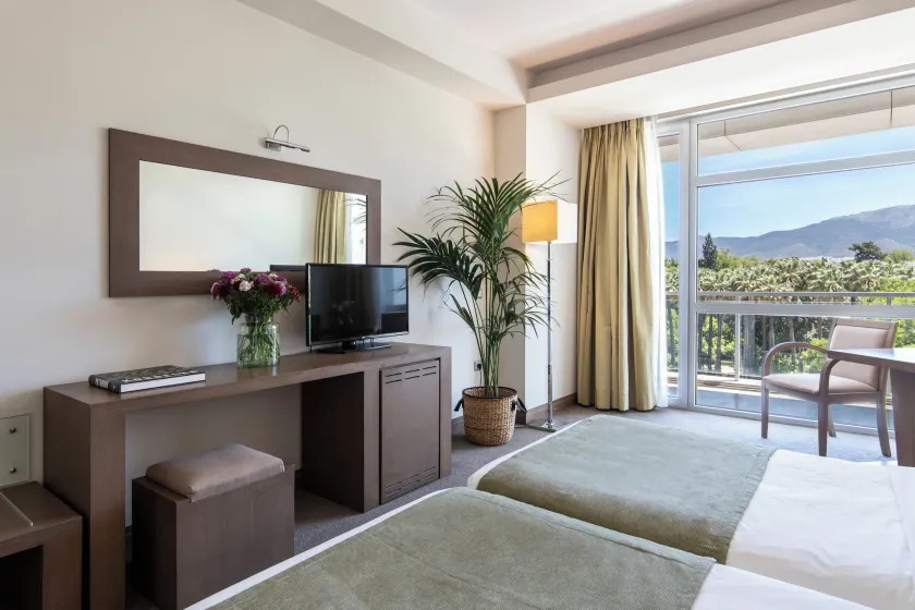 Amalia Hotel Athens - Image 1