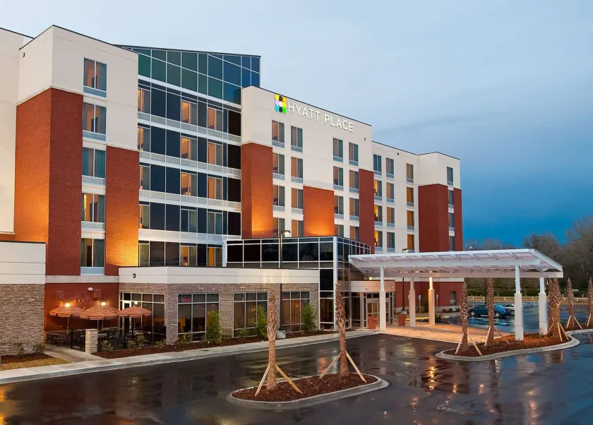 Hyatt Place North Charleston - Image 1