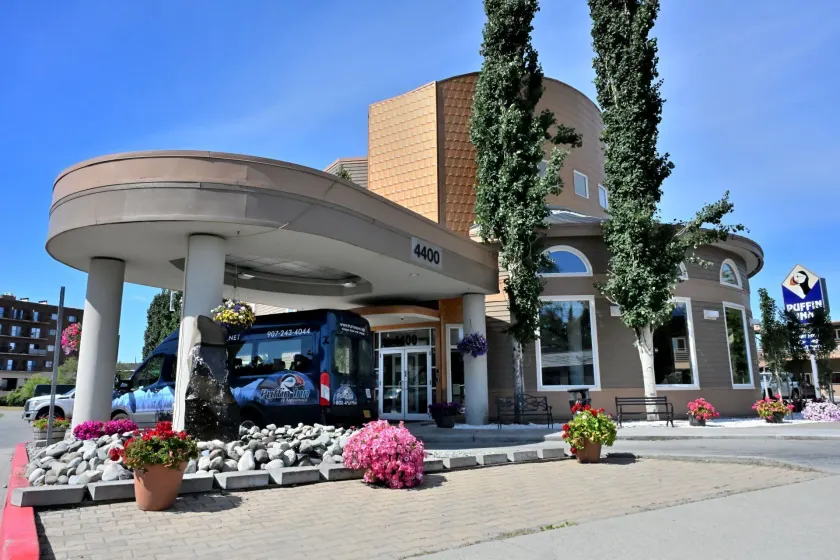 Puffin Inn - Image 1